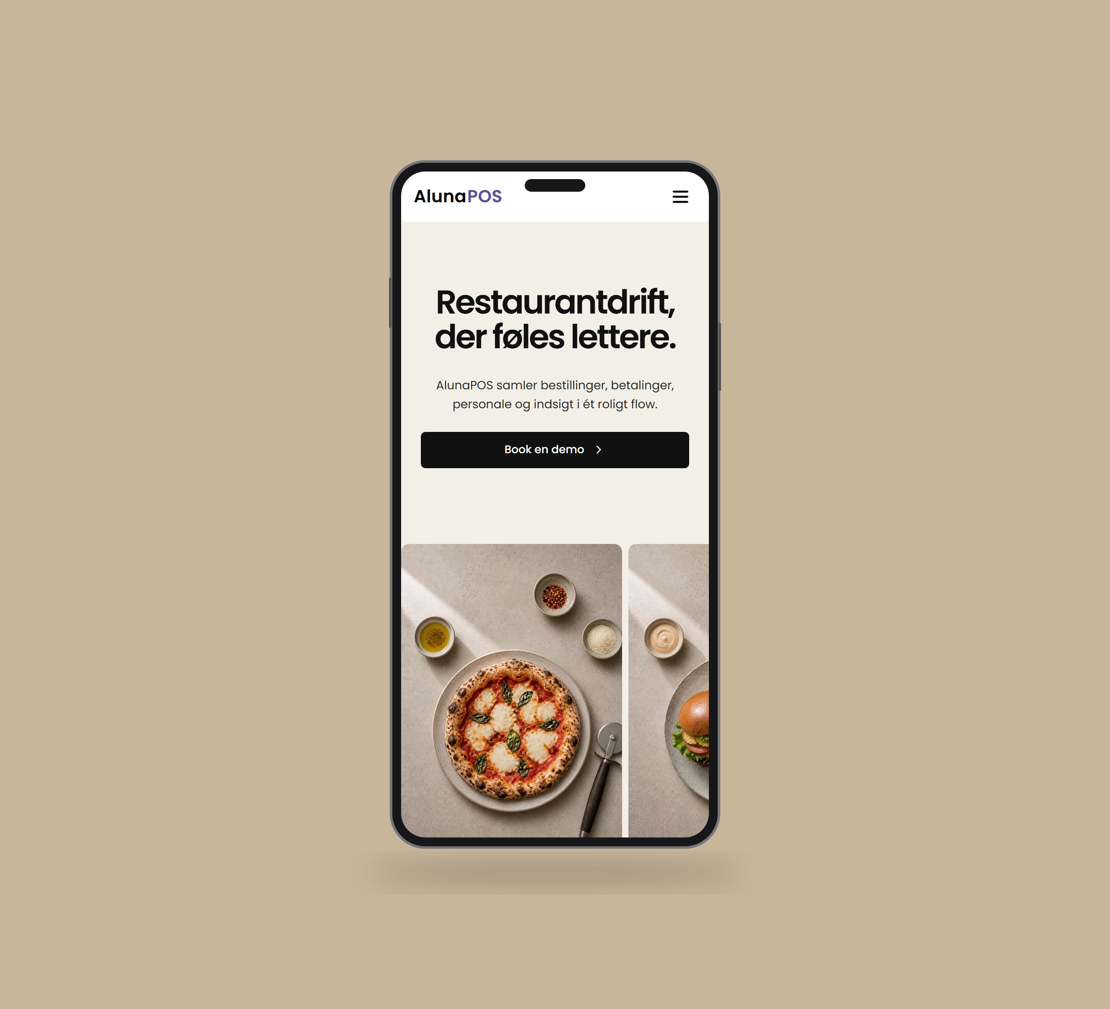 AlunaPOS: forside vist lige forfra på mobil på en ensfarvet studiobaggrund.