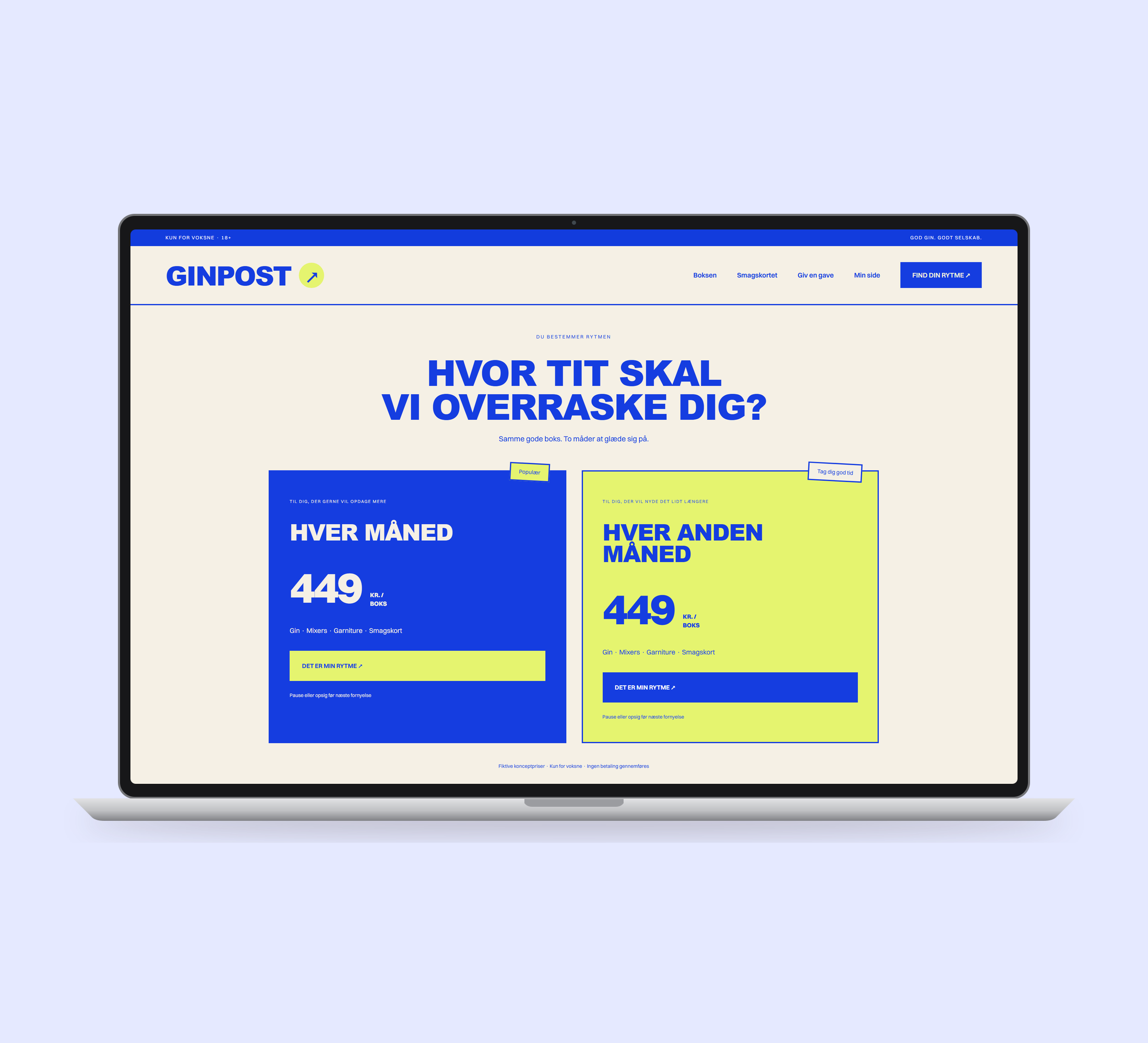 Ginpost: abonnement vist lige forfra på laptop på en ensfarvet studiobaggrund.